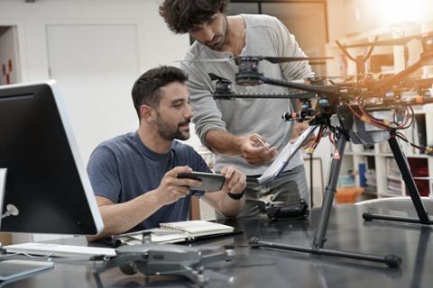 ???list.imageAltText??? 4 Paths for Breaking into the Technology Industry in 2021